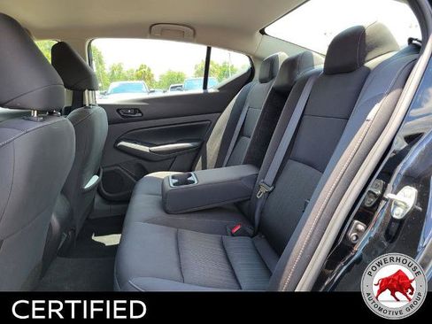 Used 2024 Nissan Altima 2.5 SV FWD image 14