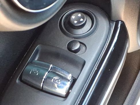 Used 2018 MINI Cooper S image 26