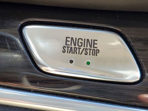 Used 2021 Buick Enclave Premium w/ Sun and Sites Package image 39