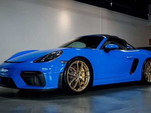 Used 2023 Porsche 718 Boxster Spyder RWD image 3