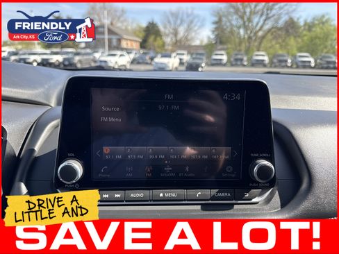 Used 2024 Nissan Rogue SV FWD image 18