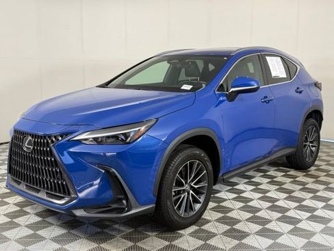 Used 2023 Lexus NX 250 FWD image 2