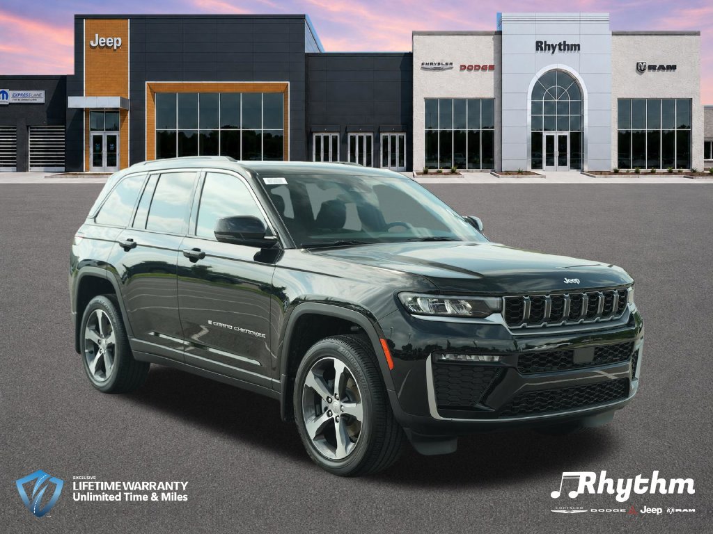 New 2026 Jeep Grand Cherokee Limited w/ MOPAR Finishing Package AWD/4WD 360° Tour