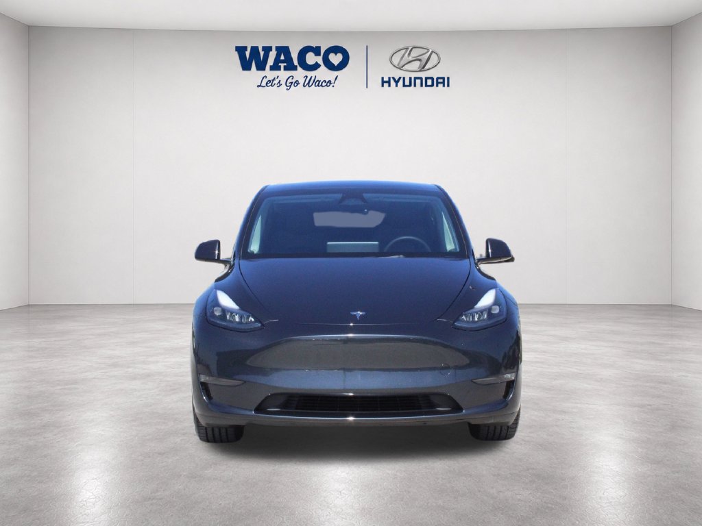 Used 2025 Tesla Model Y Long Range RWD image 2