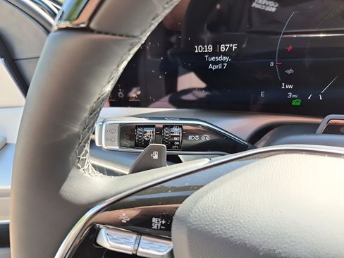 New 2026 Cadillac Vistiq Luxury AWD/4WD image 37