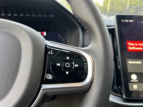 New 2026 Volvo XC90 B6 Plus w/ Protection Package Premier image 14