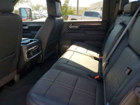 Certified 2024 Chevrolet Silverado 2500 High Country image 13