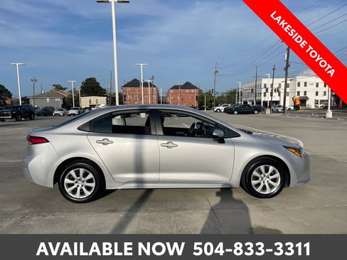 Used 2023 Toyota Corolla LE FWD image 6