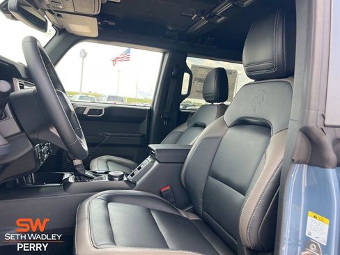 New 2025 Ford Bronco Outer Banks image 8