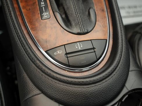 Used 2006 Mercedes-Benz CLS 500 w/ Entertainment Pkg image 25