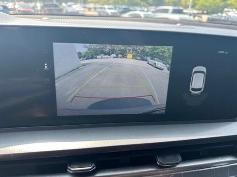 Certified 2024 Kia Telluride LX FWD image 29
