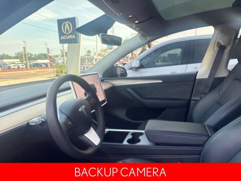 Used 2024 Tesla Model Y Long Range AWD/4WD image 10