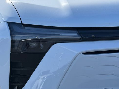 Used 2026 Chevrolet Blazer EV LT image 41