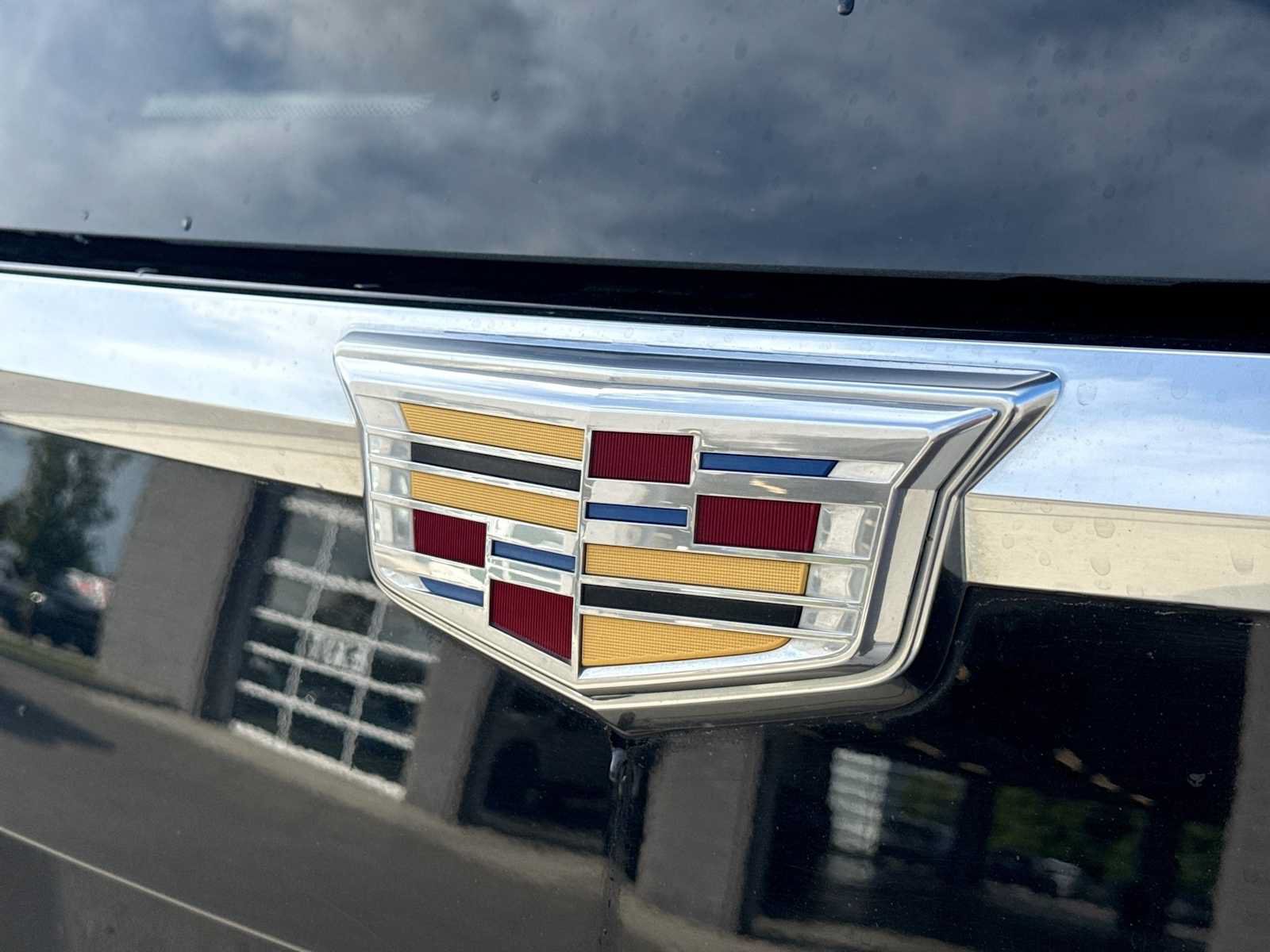 Used 2018 Cadillac Escalade ESV Premium Luxury AWD/4WD image 11