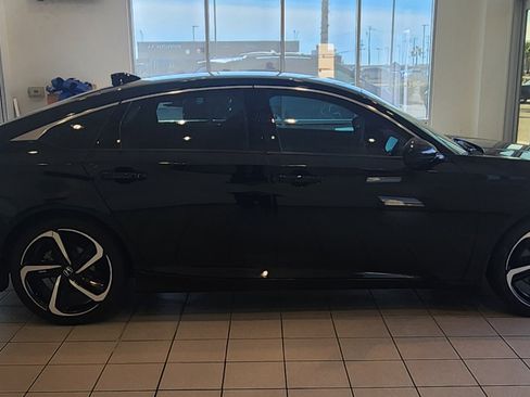 Certified 2018 Honda Accord Sport image 12