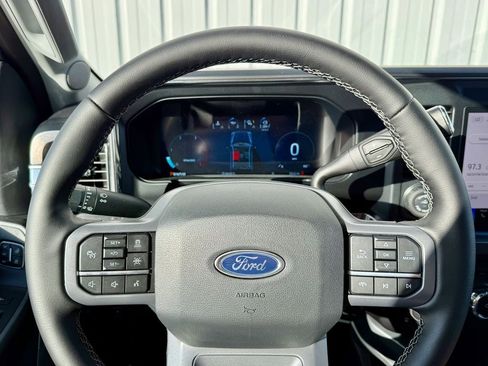 New 2025 Ford F350 Lariat w/ Lariat Ultimate Package AWD/4WD image 24
