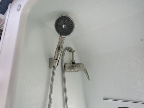 Used 2022 Mercedes-Benz Sprinter 144 Cargo image 21