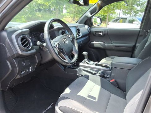 Used 2023 Toyota Tacoma TRD Sport w/ Technology Package AWD/4WD image 22