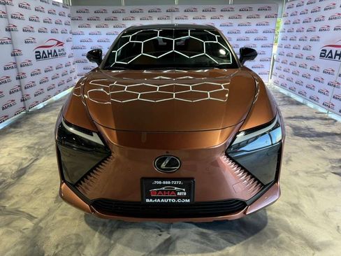 Used 2024 Lexus RZ 450e Premium w/ Technology Package AWD/4WD image 4