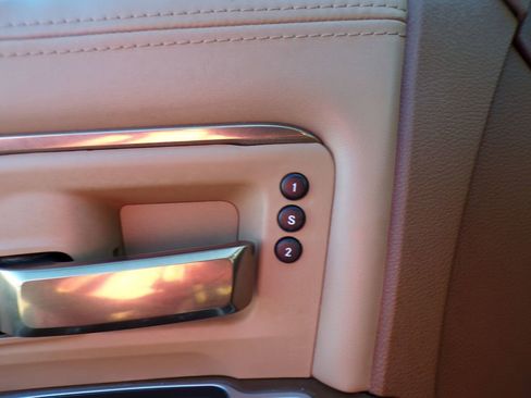 Used 2024 RAM 3500 Limited image 11