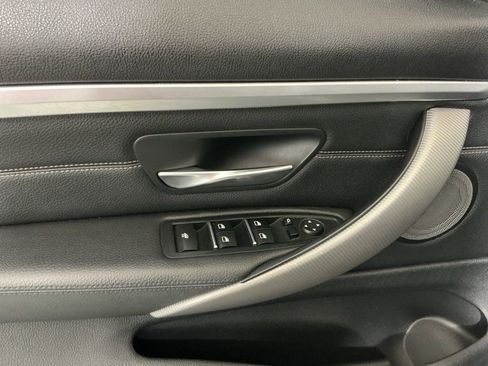 Used 2018 BMW 440i Convertible RWD image 18
