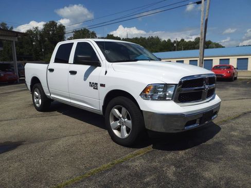Used 2022 RAM 1500 Classic SLT image 1