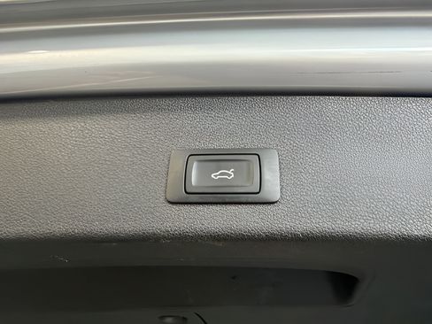Used 2016 Audi Q5 2.0T Premium Plus w/ Technology Package AWD/4WD image 36