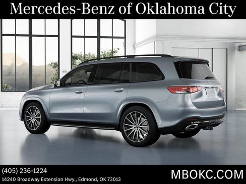 Used 2026 Mercedes-Benz GLS 450 4MATIC image 31