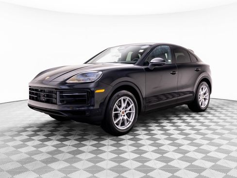 New 2026 Porsche Cayenne Coupe AWD/4WD image 1