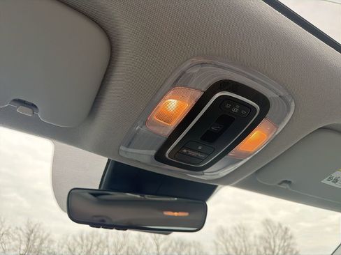 Used 2021 Hyundai Elantra Limited w/ Cargo Package image 14