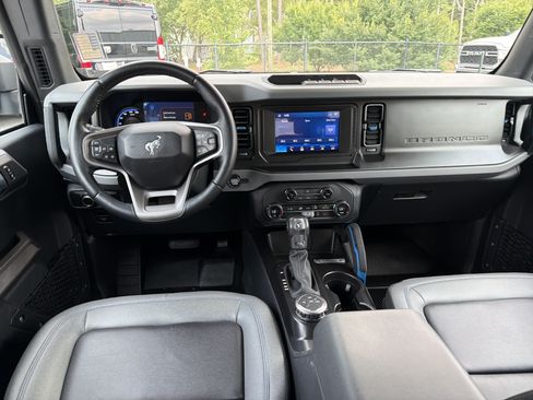 Used 2023 Ford Bronco Black Diamond AWD/4WD image 27
