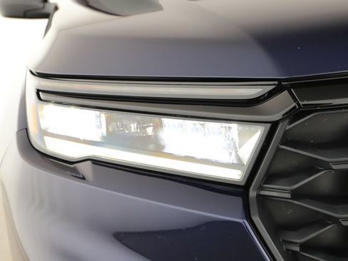 Used 2023 Honda Pilot Sport image 34