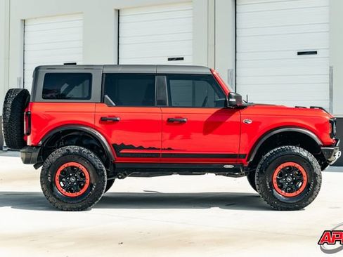 Used 2022 Ford Bronco Wildtrak AWD/4WD image 12