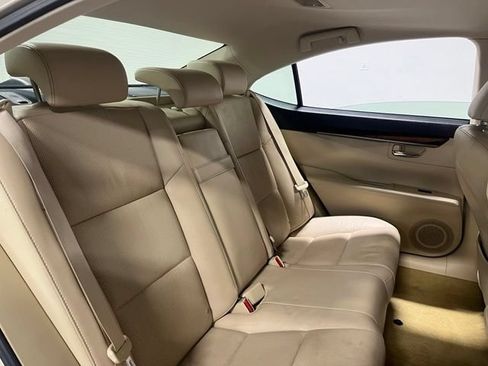 Used 2014 Lexus ES 350 w/ Luxury Package FWD image 14
