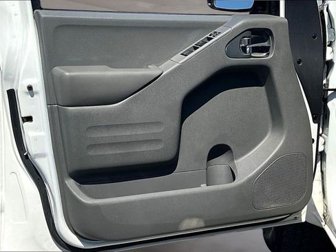 Used 2020 Nissan Frontier SV RWD image 20