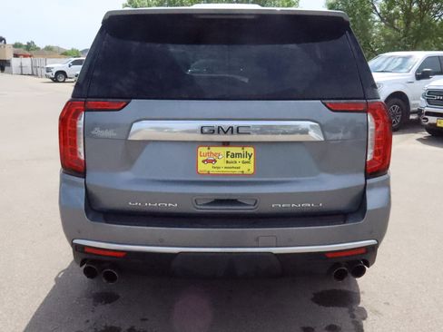 Used 2022 GMC Yukon Denali AWD/4WD image 6