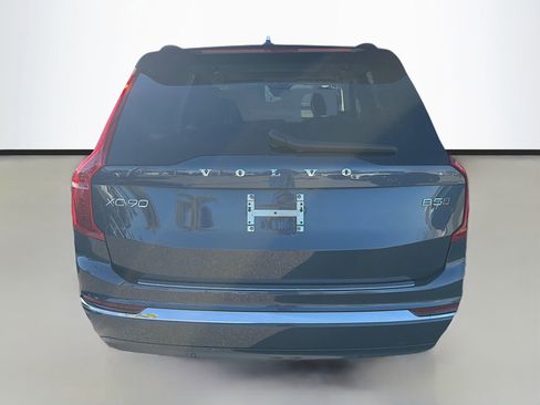 Used 2025 Volvo XC90 B5 Plus w/ Protection Package Premier image 5