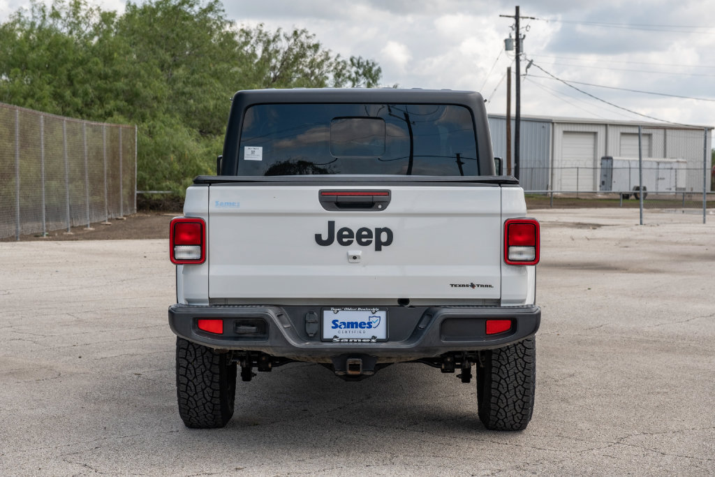 Used 2022 Jeep Gladiator Sport AWD/4WD image 7