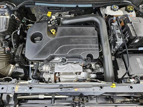 Used 2023 Chevrolet Equinox LT image 21