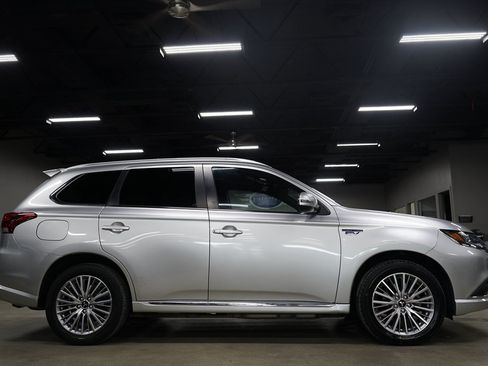 Used 2022 Mitsubishi Outlander SEL AWD/4WD image 6