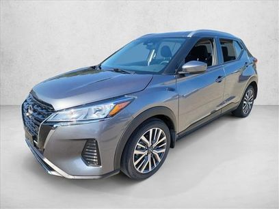 Used 2023 Nissan Kicks SV