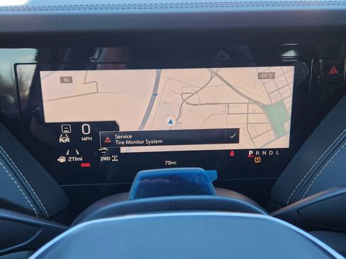 New 2026 GMC Yukon Elevation w/ Elevation Premium Package image 23