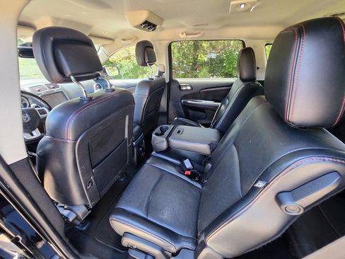 Used 2018 Dodge Journey GT FWD image 16