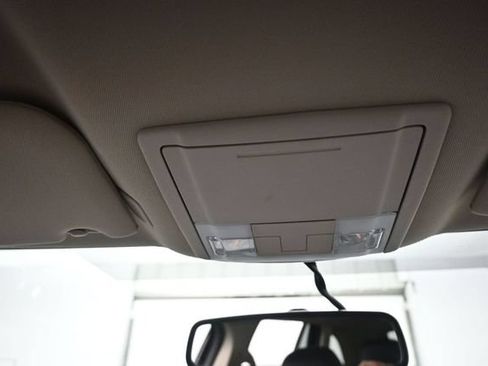 Used 2013 Ford Edge SEL FWD image 12