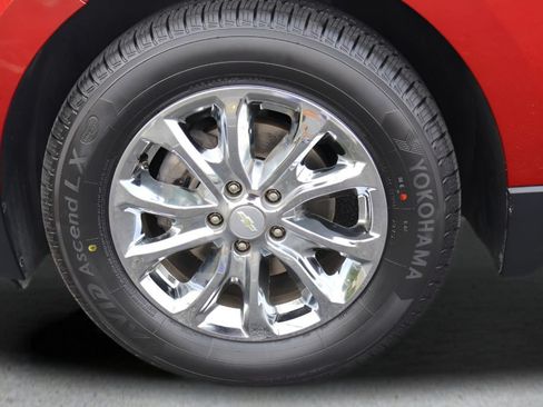 Used 2018 Chevrolet Equinox LT FWD image 26