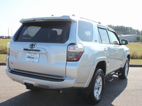 Used 2018 Toyota 4Runner SR5 image 20