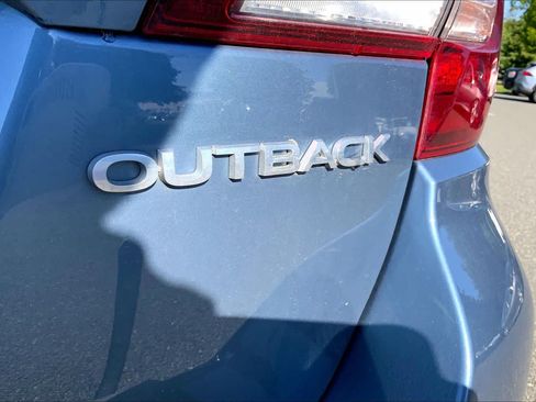 Used 2018 Subaru Outback 2.5i Limited w/ 50th Anniversary Edition AWD/4WD image 10