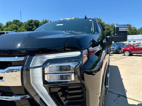 Used 2024 Chevrolet Silverado 3500 LTZ w/ LTZ Plus Package AWD/4WD image 54