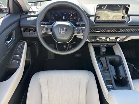 New 2025 Honda Accord SE image 19