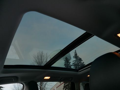 Used 2023 Subaru Ascent Limited w/ Technology Package image 32